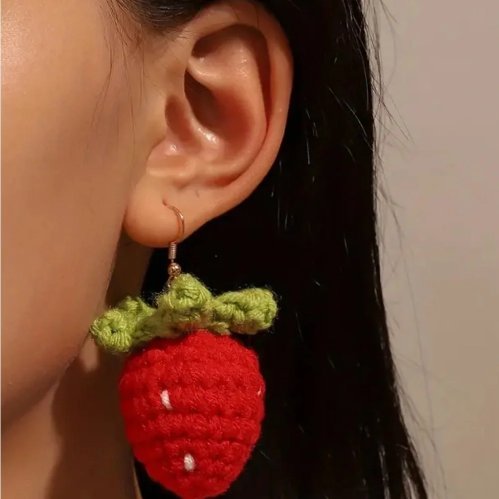 Strawberry Earrings Crochet Handcrafted Hypoallergenic Gold Tone - Picture 4 of 4